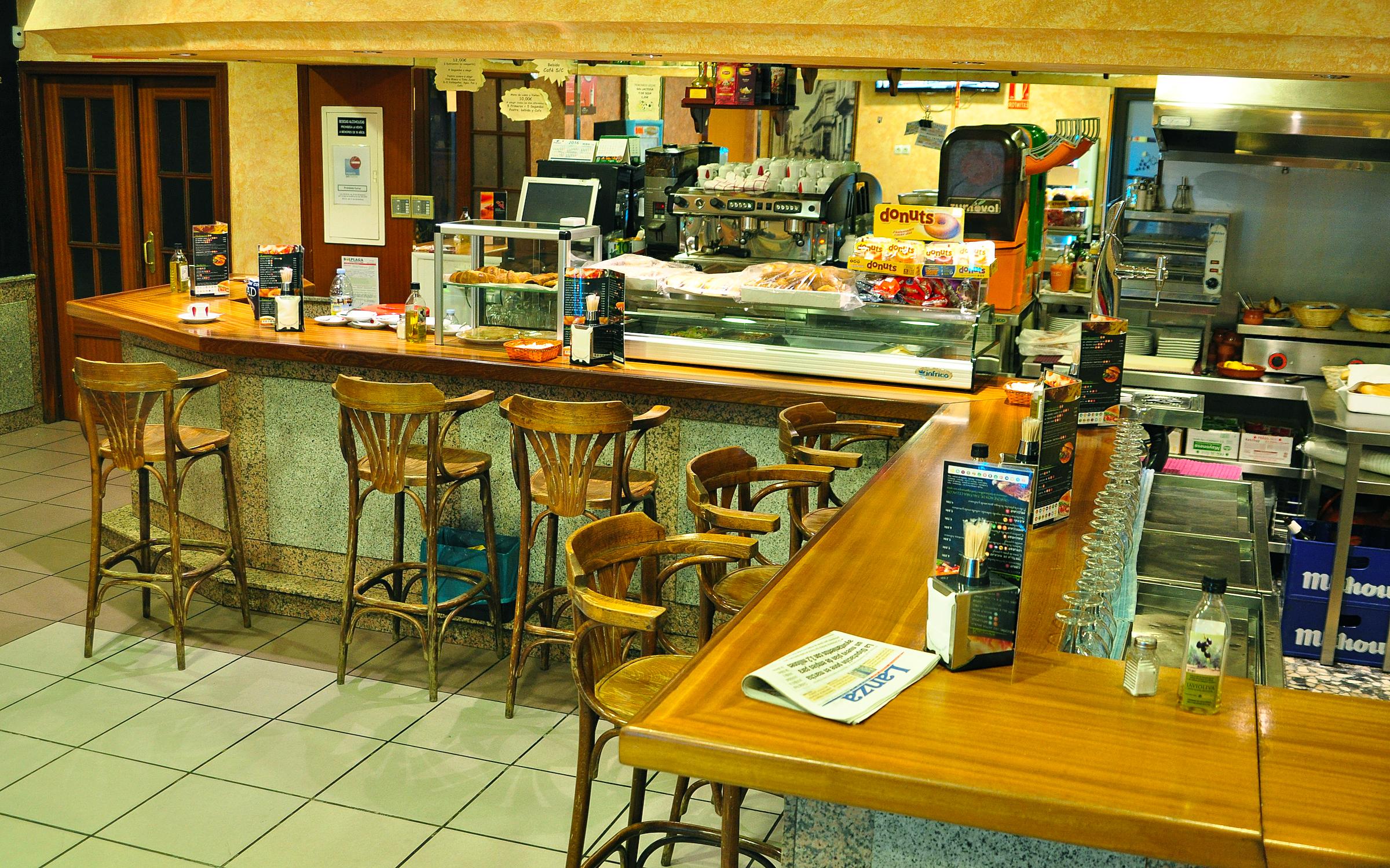 Hostal Valdepenas By Bossh Hotels Esterno foto