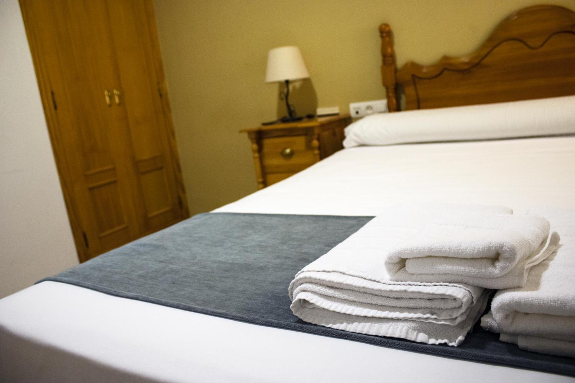 Hostal Valdepenas By Bossh Hotels Esterno foto